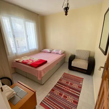 Ayvalik Pansiyon Daire * Ayvalı